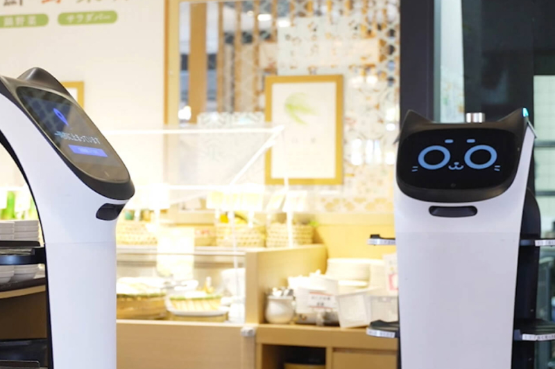 BellaBot в ресторане